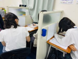 ☆テスト期間中の様子☆