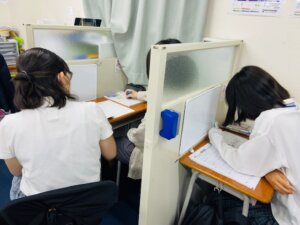 ☆テスト期間中の様子☆