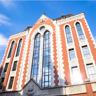 慶應義塾大学