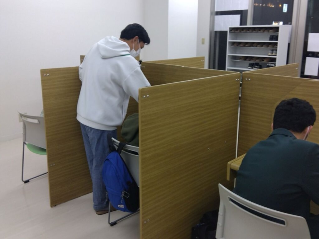 研究学園校