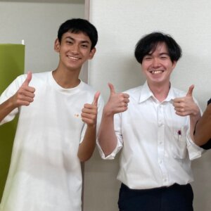 2022冬　中学3年　小林晄さん(左)　涌井先生　オンライン授業