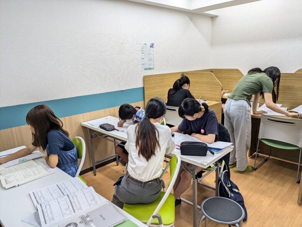 名谷校