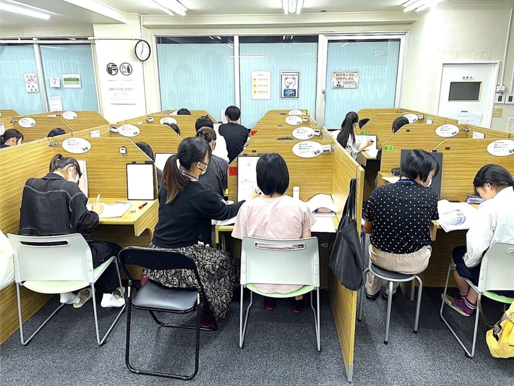 一橋学園校